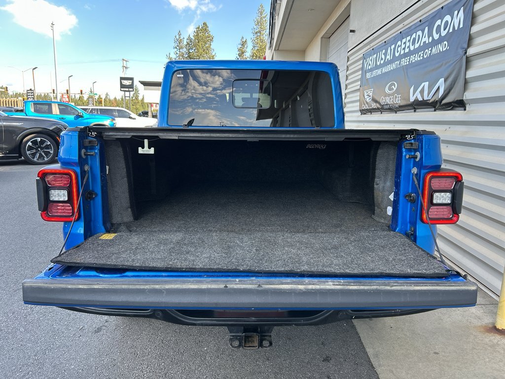 Used 2021 Jeep Gladiator Rubicon w/ Uconnect 4C Nav & Sound Group AWD/4WD image 12