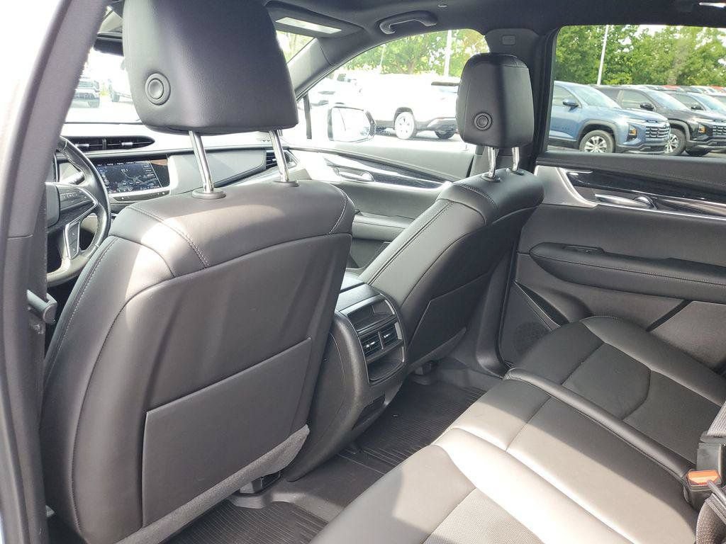 Used 2023 Cadillac XT5 Premium Luxury w/ LPO, Floor Liner Package FWD image 31