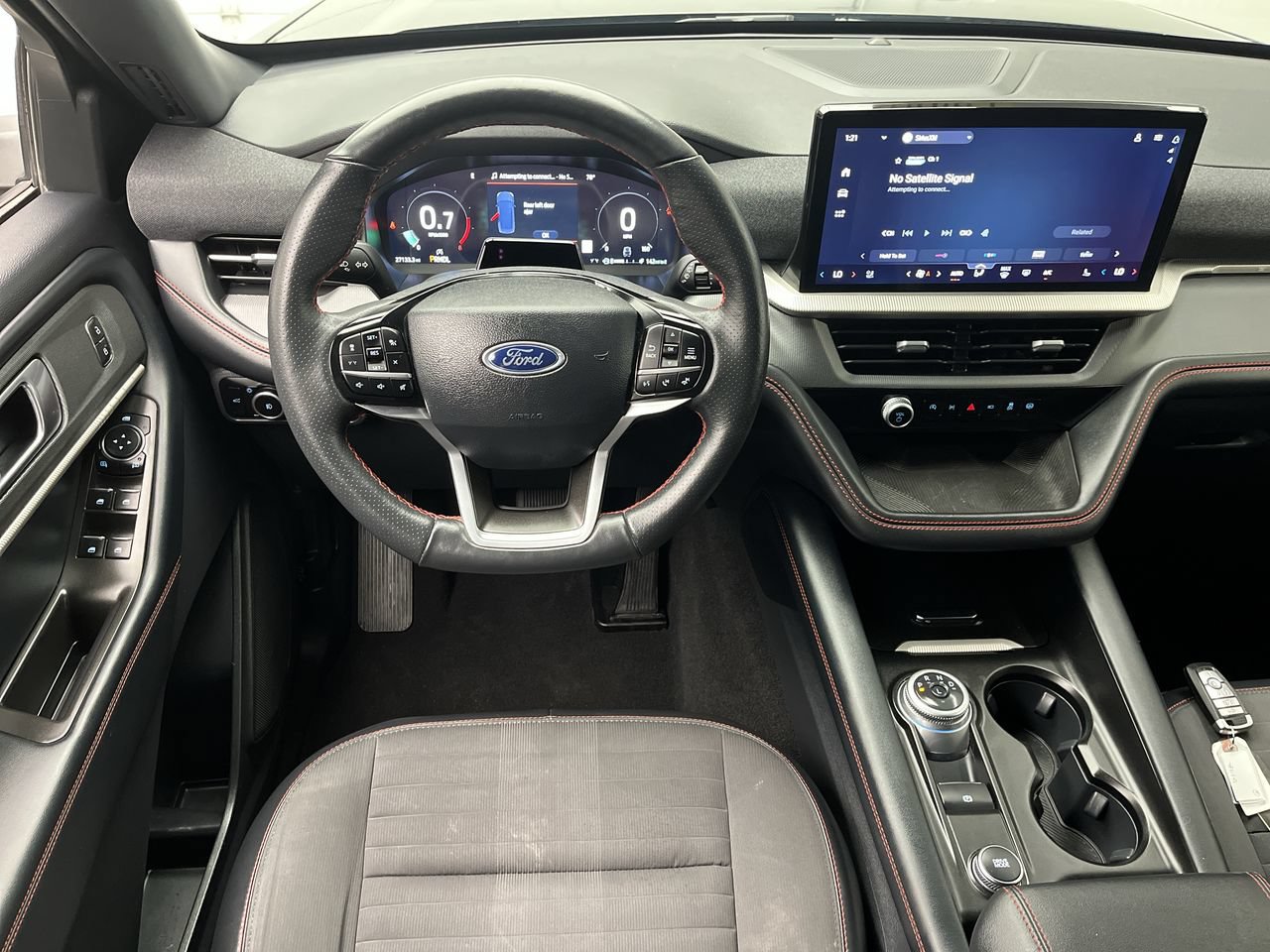 Certified 2025 Ford Explorer ST-Line AWD/4WD image 15