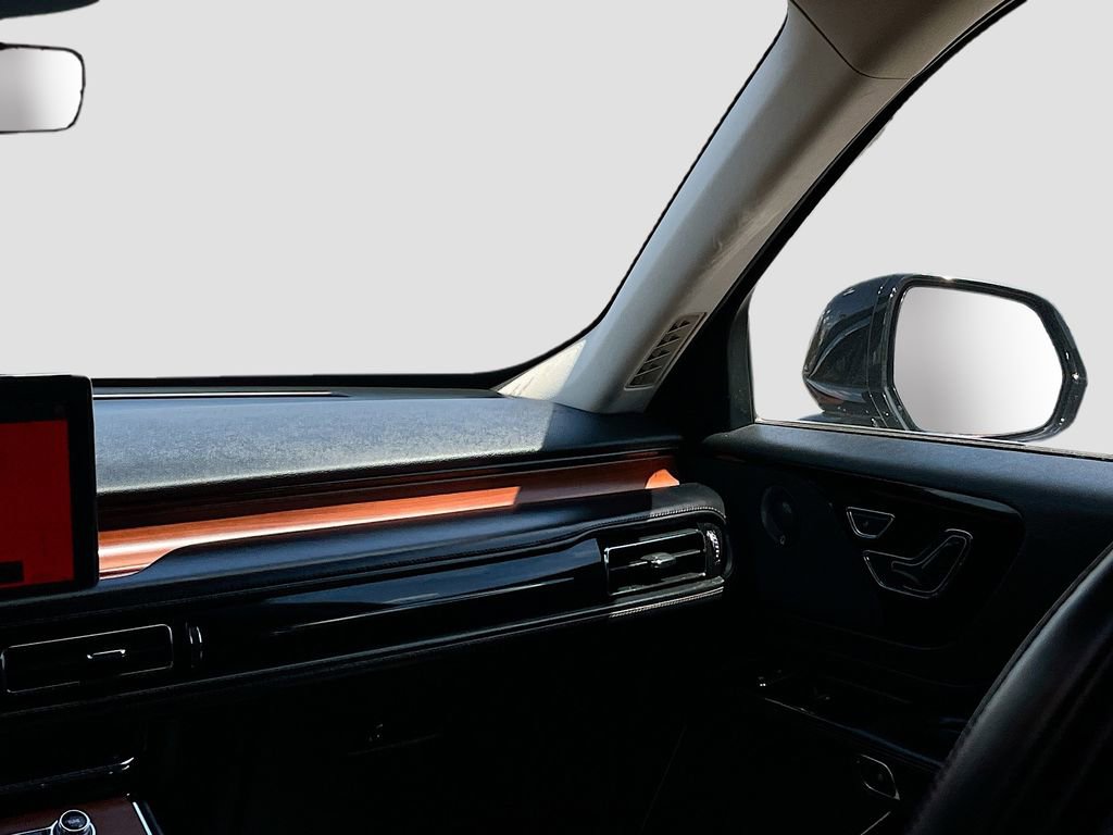 Used 2020 Lincoln Aviator Reserve RWD image 24
