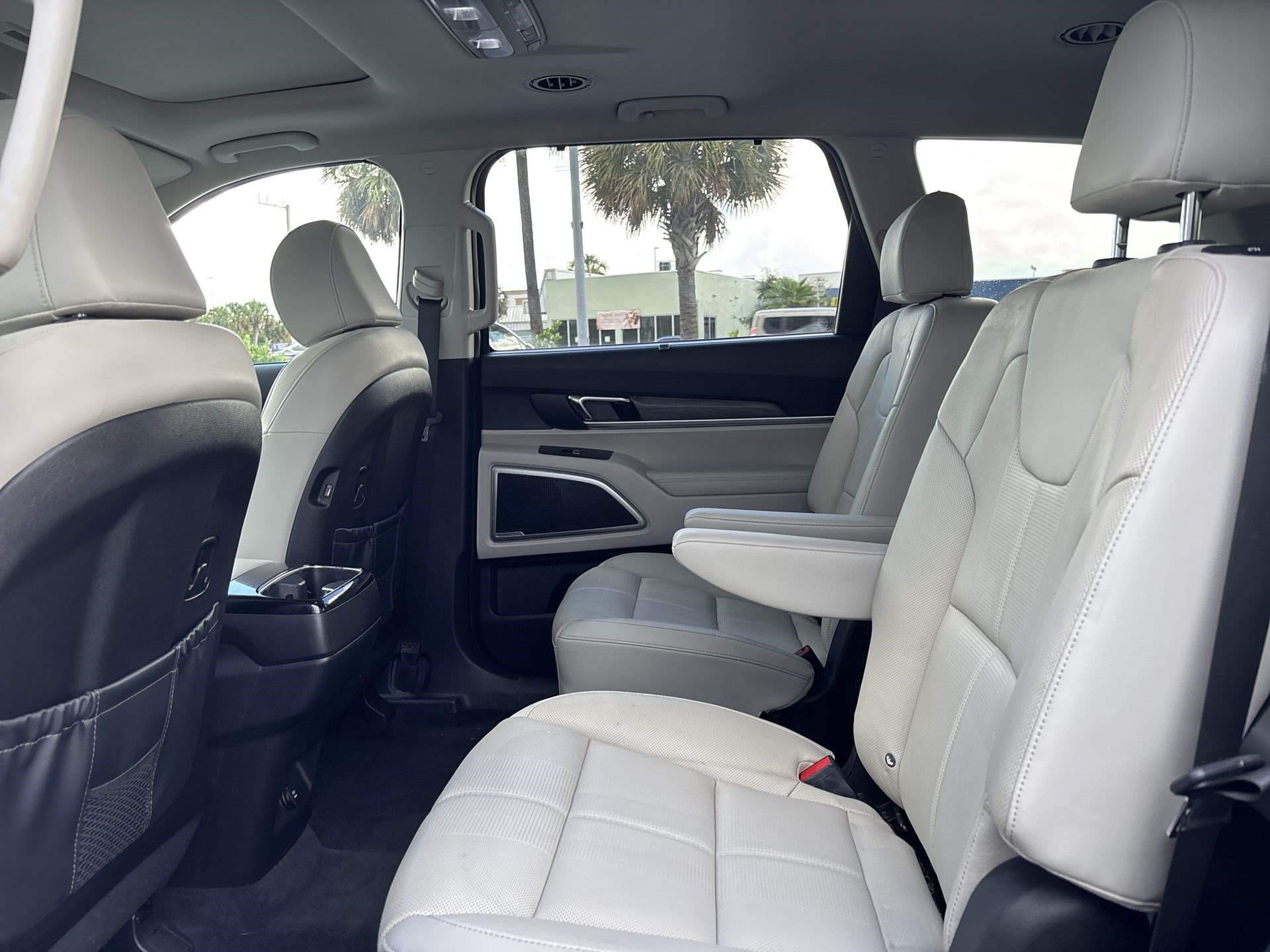 Used 2022 Kia Telluride EX w/ EX Premium Package FWD image 22