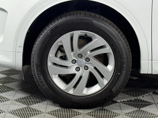 Certified 2025 Land Rover Discovery Sport S AWD/4WD image 15