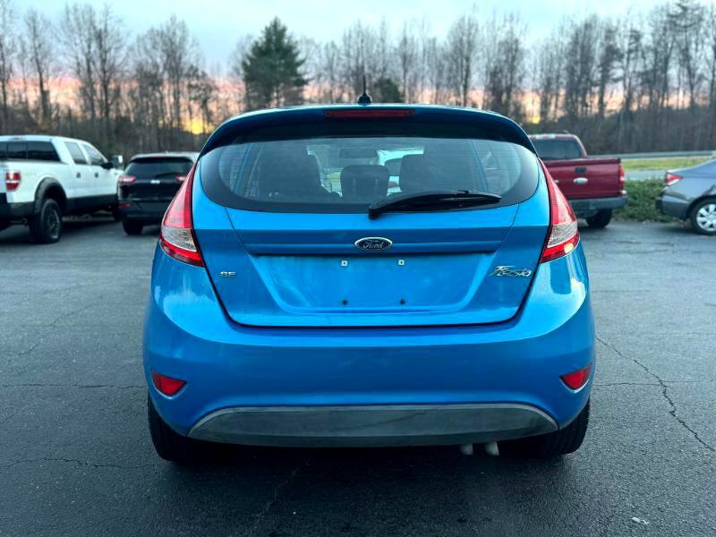 Used 2012 Ford Fiesta SE image 6