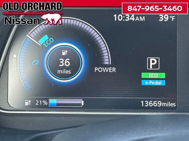 Used 2025 Nissan Leaf S image 21