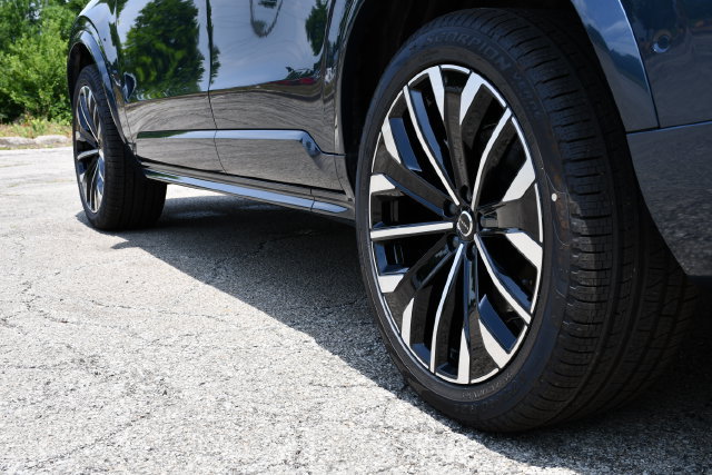 New 2026 Volvo XC90 B6 Ultra w/ Protection Package Premier AWD/4WD image 9