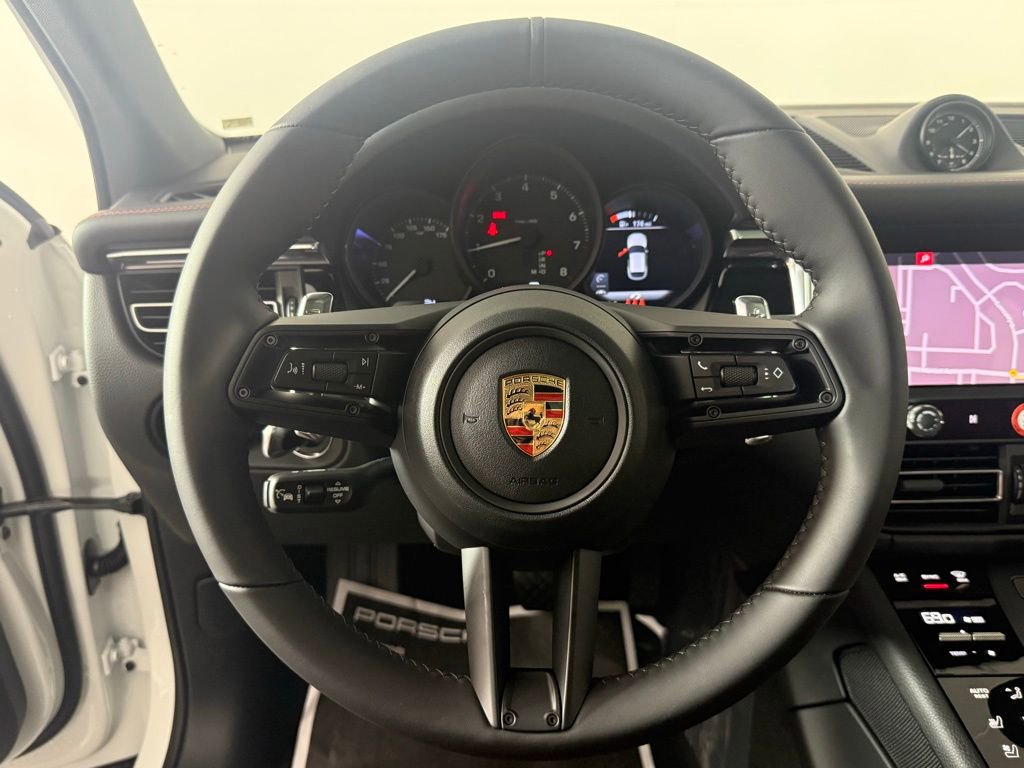 New 2026 Porsche Macan image 36