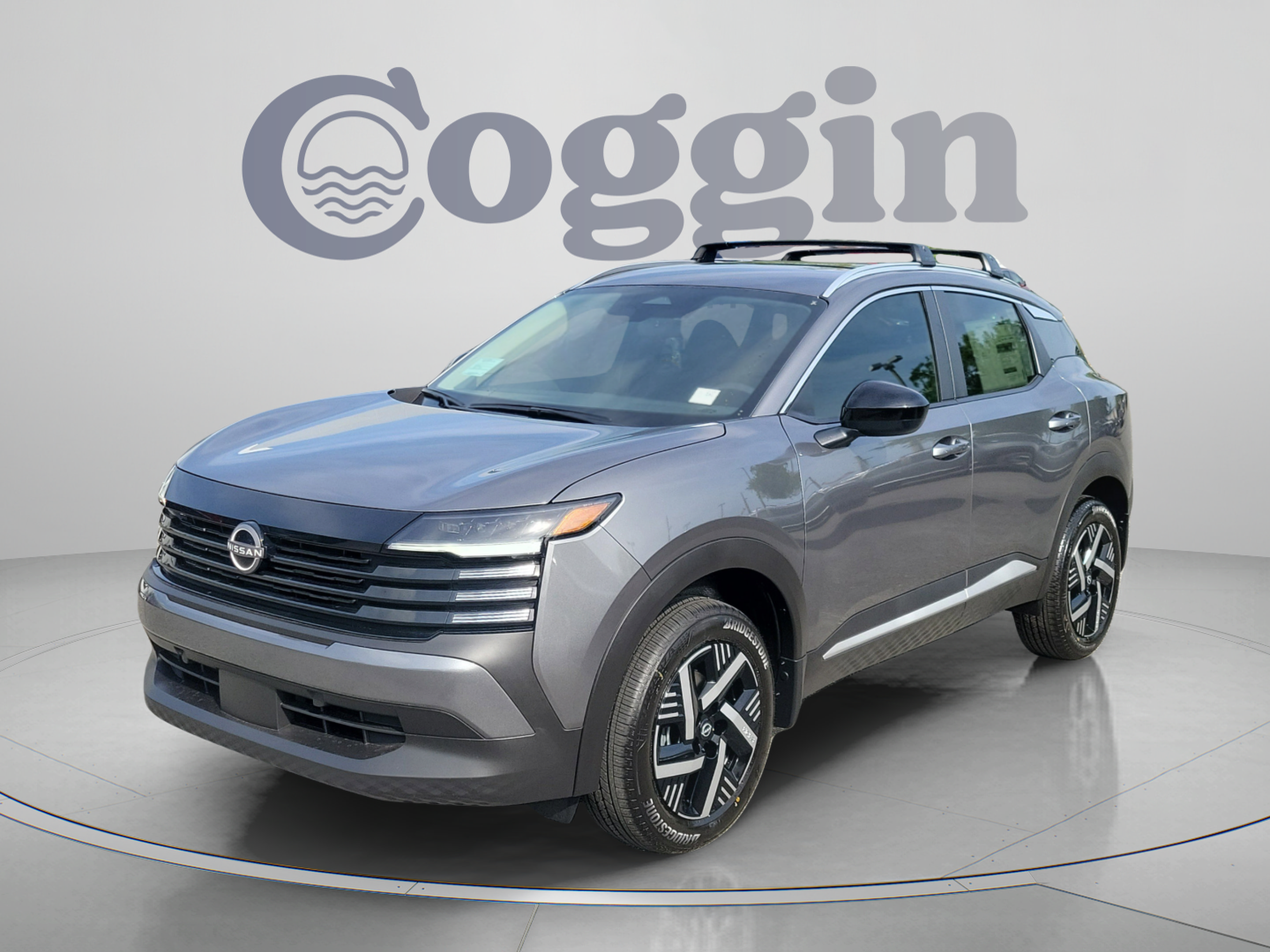 Used 2026 Nissan Kicks SV w/ SV Premium Package FWD image 3