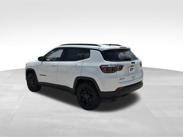New 2026 Jeep Compass Latitude AWD/4WD image 3