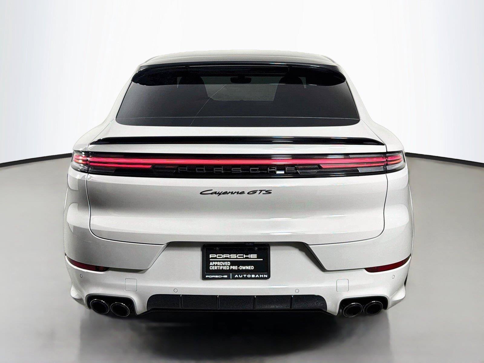 Used 2026 Porsche Cayenne GTS AWD/4WD image 6