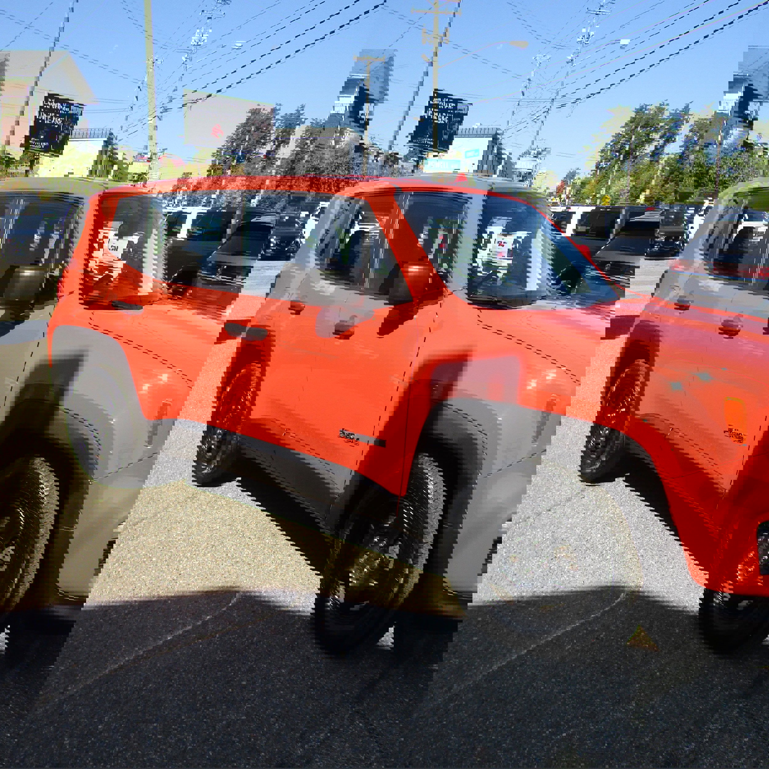 Used 2019 Jeep Renegade Sport image 3