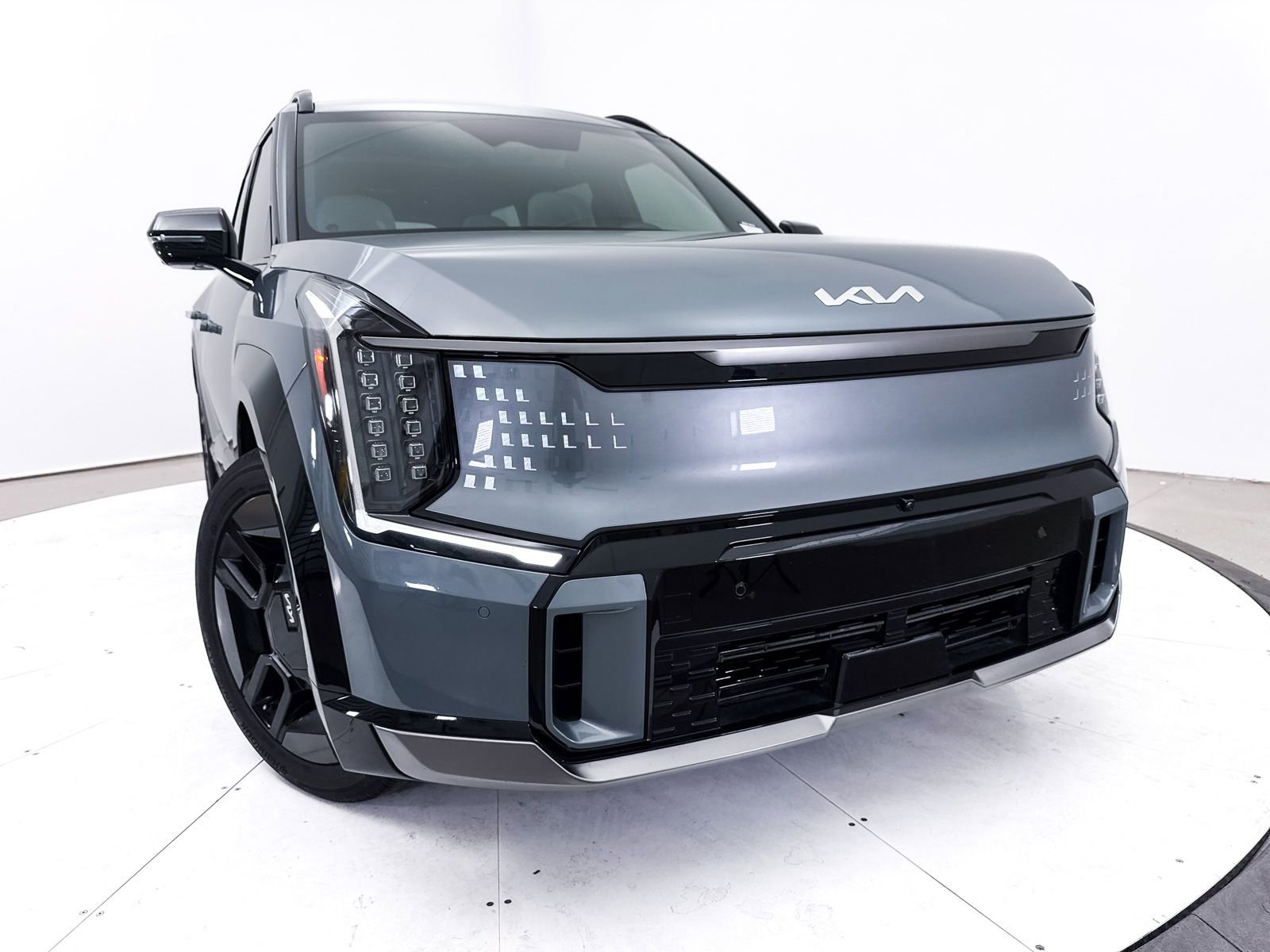 Used 2024 Kia EV9 GT-Line image 8