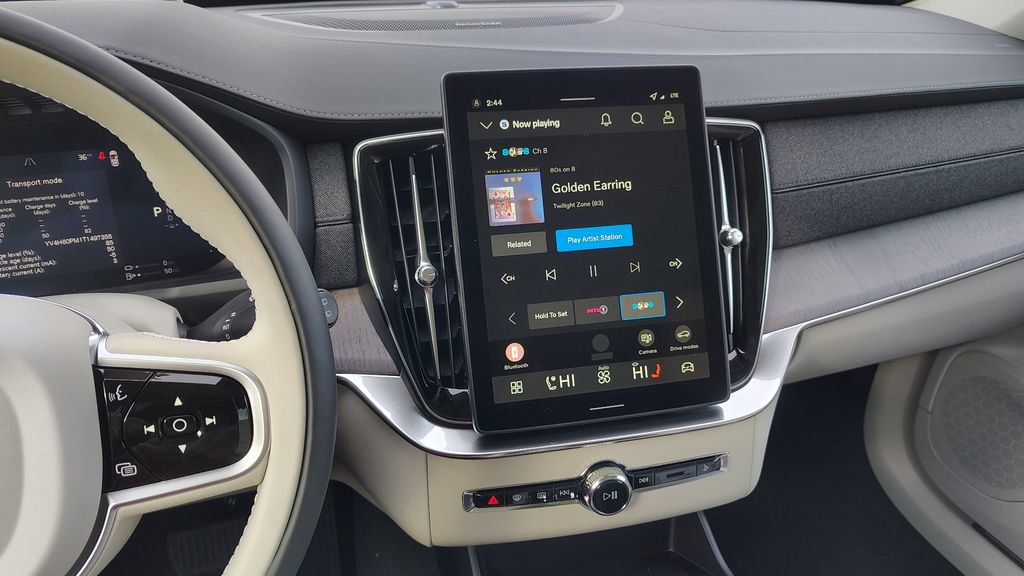 New 2026 Volvo XC90 T8 Ultra image 19