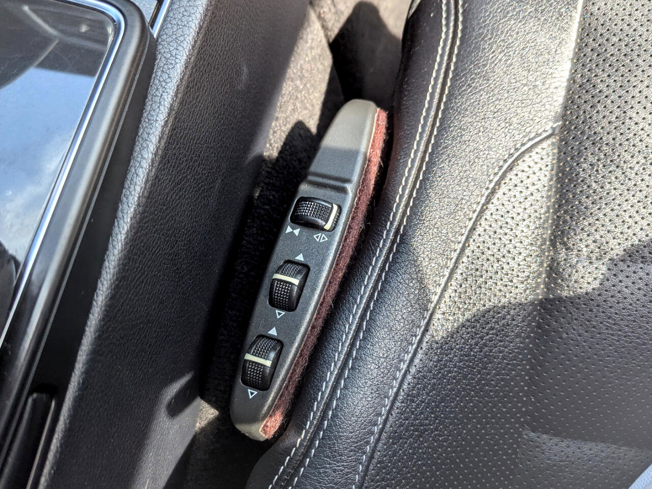 Used 2016 Mercedes-Benz E 400 4MATIC Coupe image 41