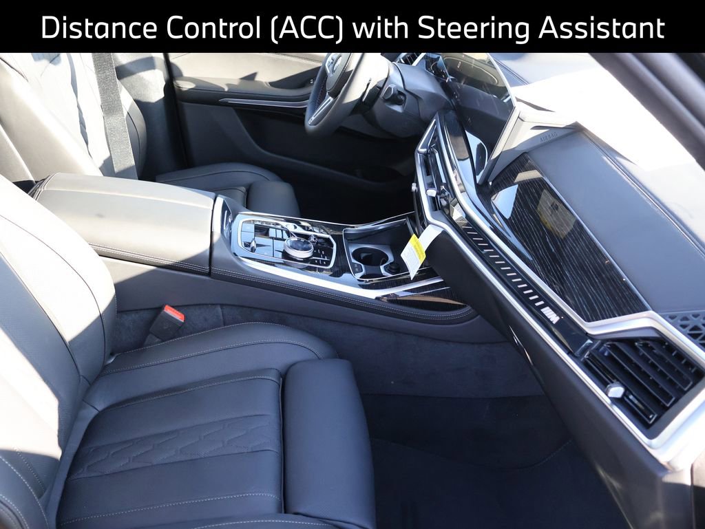 New 2026 BMW X7 M60i image 13