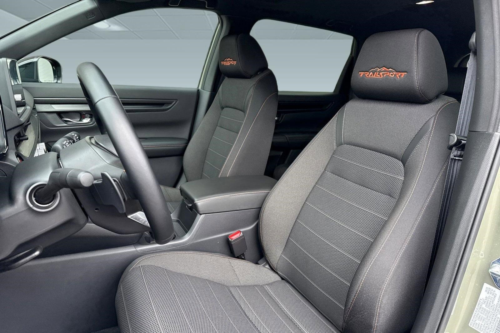 Certified 2026 Honda CR-V TrailSport image 5