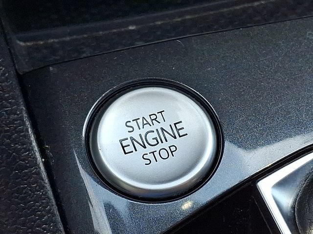 Used 2023 Volkswagen Tiguan SEL R-Line AWD/4WD image 26