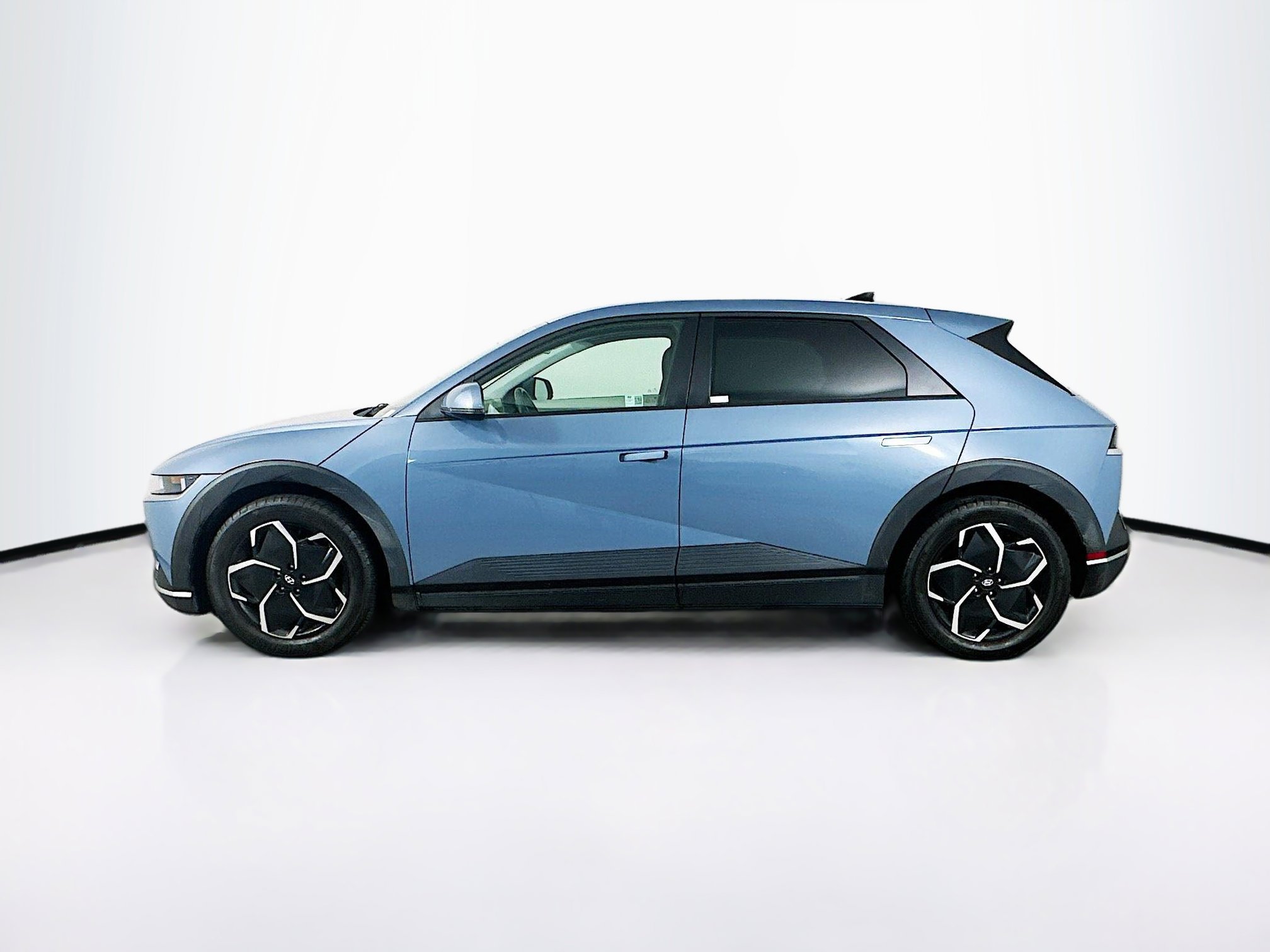 Used 2024 Hyundai Ioniq 5 SEL RWD image 4