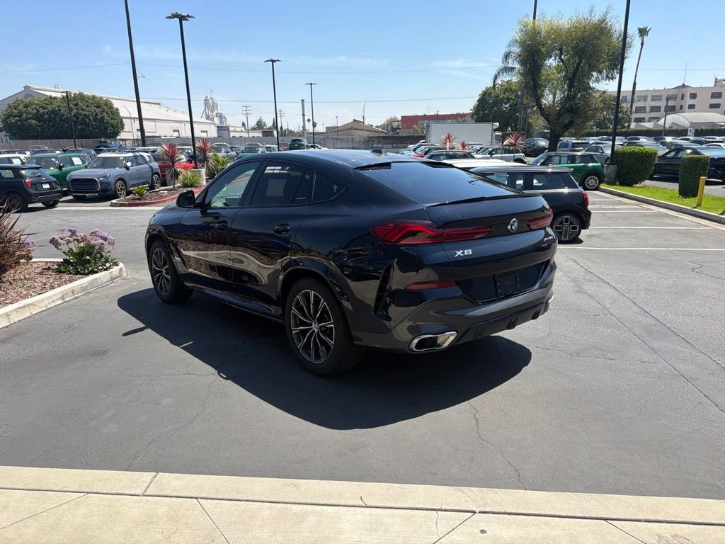 Used 2026 BMW X6 xDrive40i AWD/4WD image 8