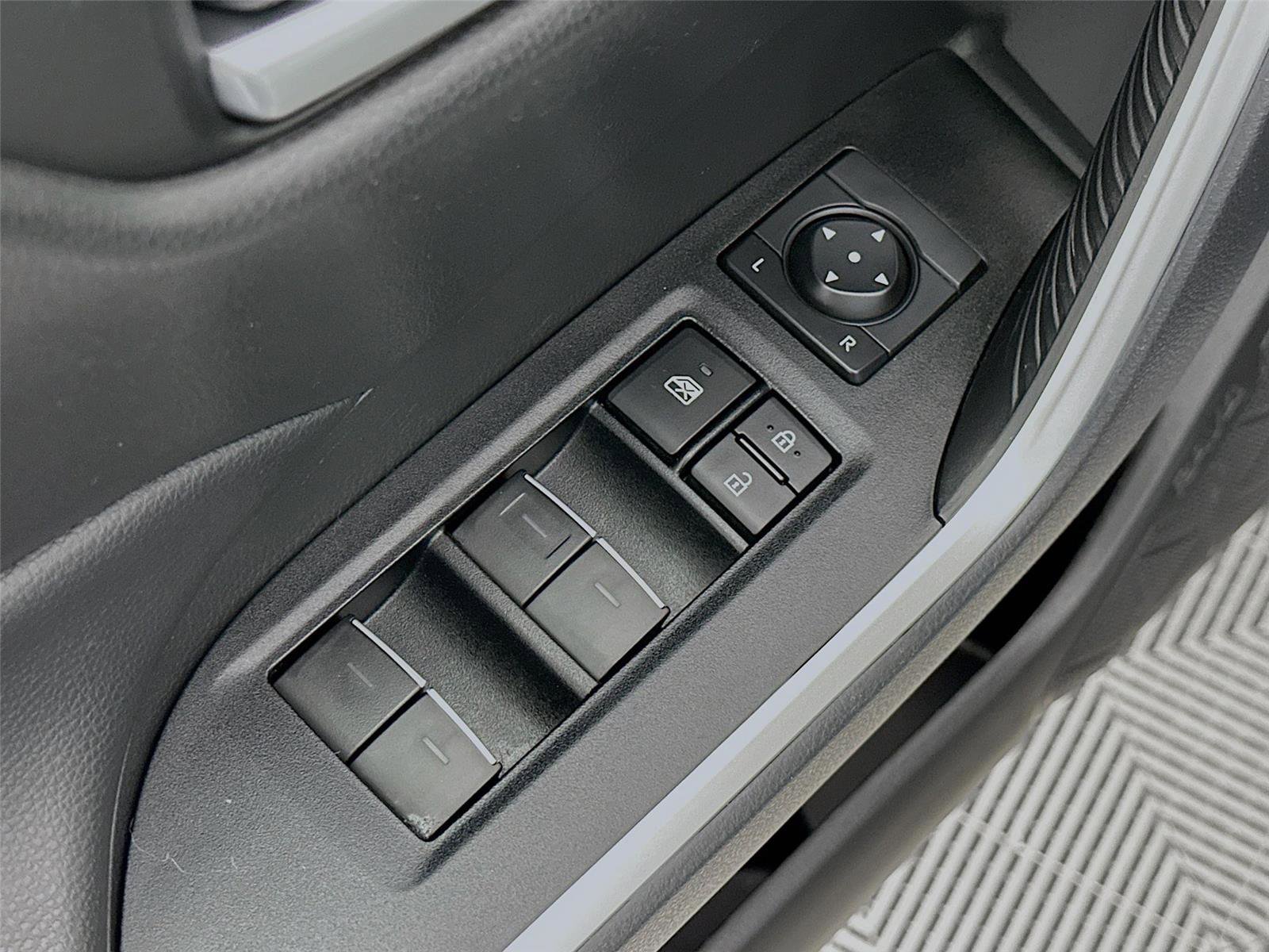 Certified 2025 Toyota RAV4 XLE image 19