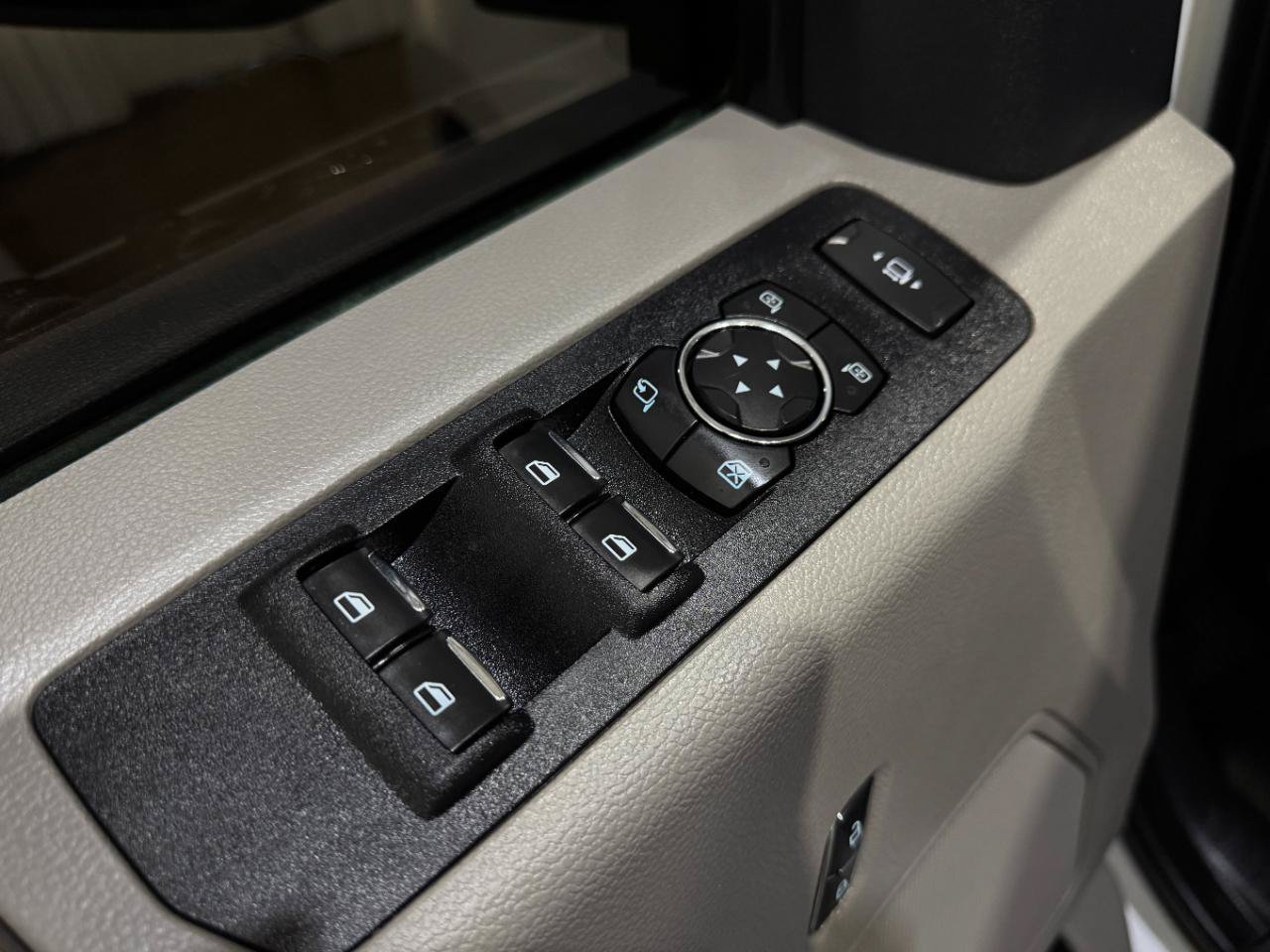 Used 2022 Ford F250 XLT w/ XLT Value Package AWD/4WD image 29