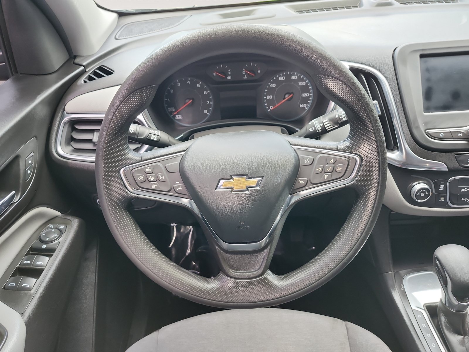 Used 2024 Chevrolet Equinox LS w/ Driver Confidence II Package FWD image 12