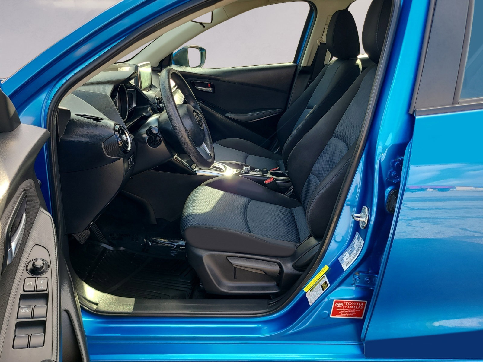 Used 2016 Scion iA image 11