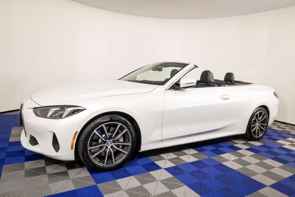 Used 2025 BMW 430i Convertible image 1