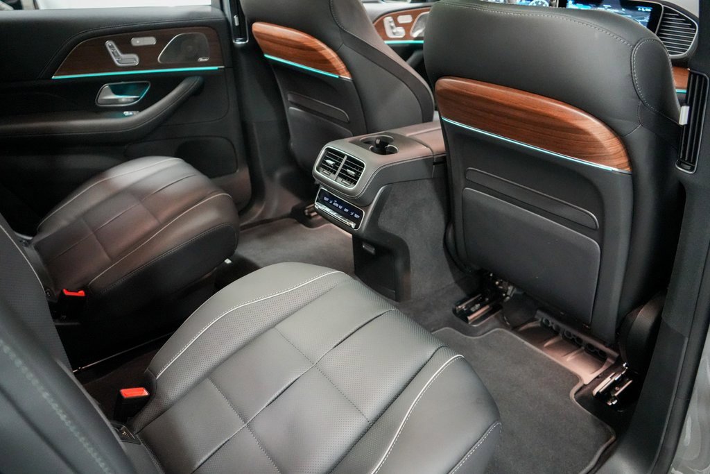 Used 2024 Mercedes-Benz GLS 580 4MATIC image 19