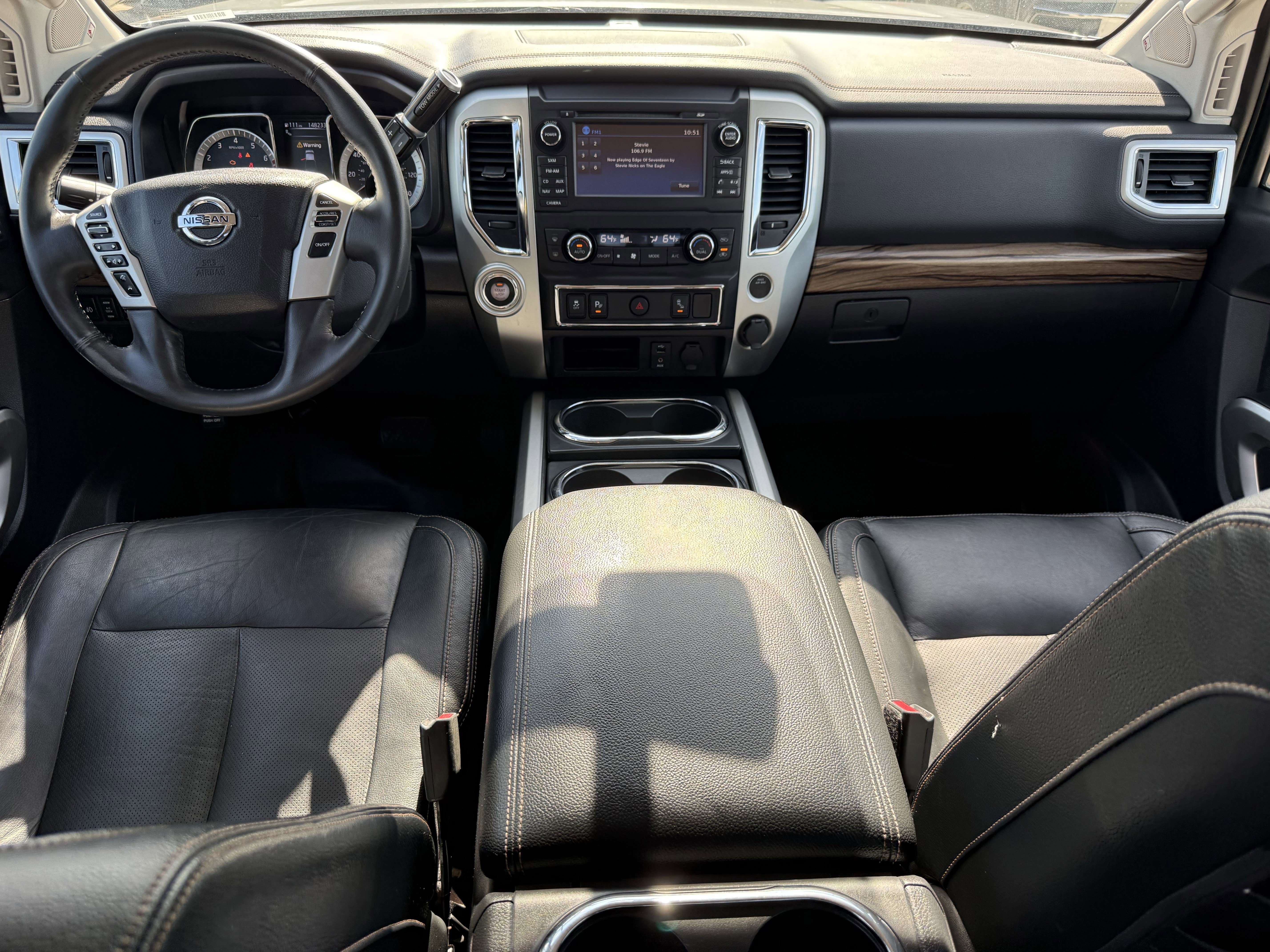 Used 2018 Nissan Titan SL image 13