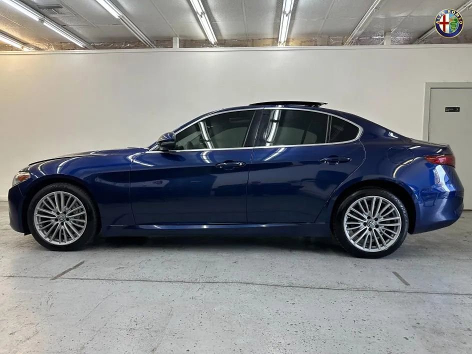 Used 2017 Alfa Romeo Giulia Ti w/ Leather Package image 7