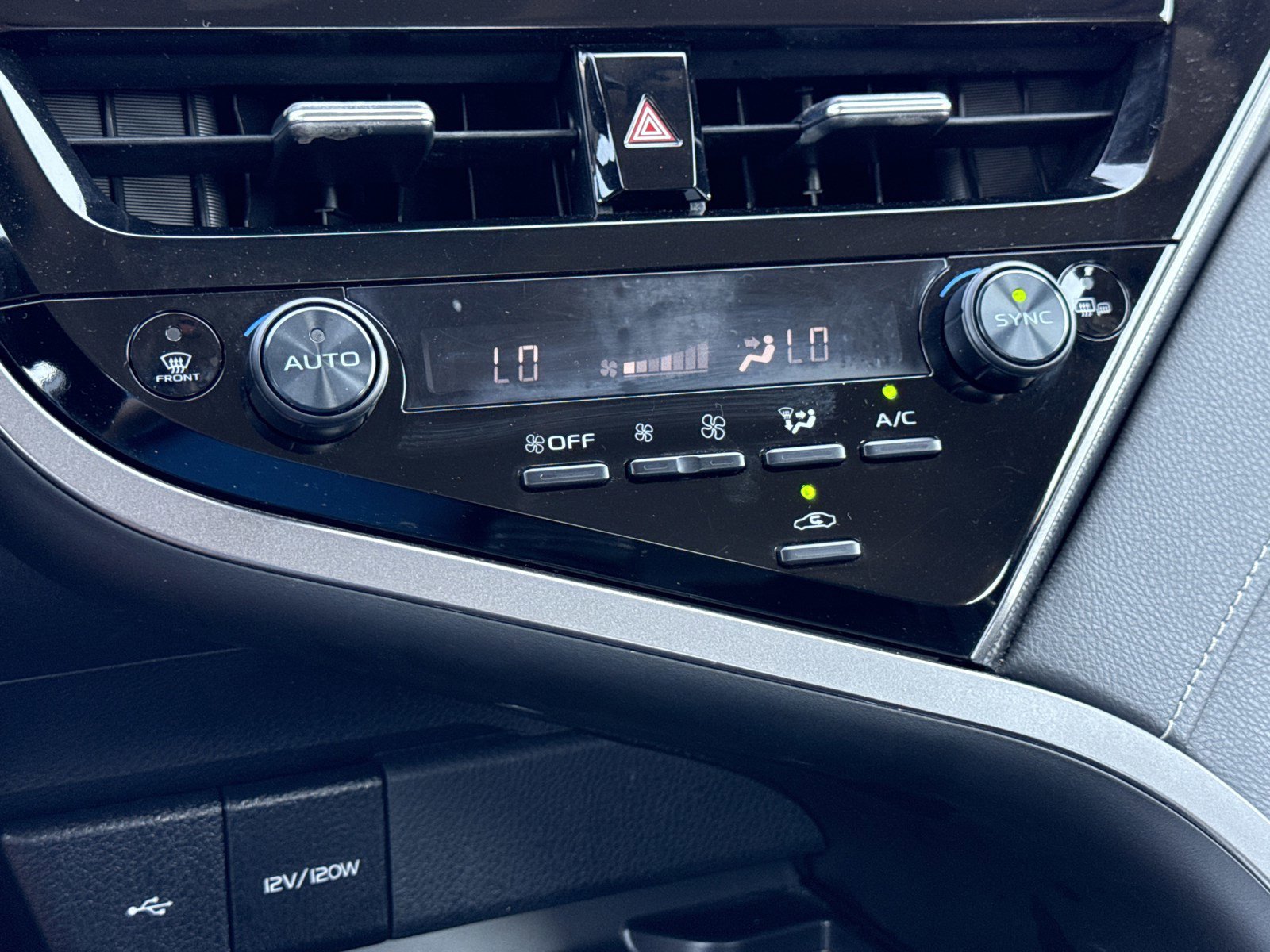 Used 2024 Toyota Camry XSE image 24