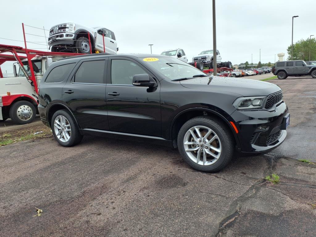 Used 2023 Dodge Durango GT image 2