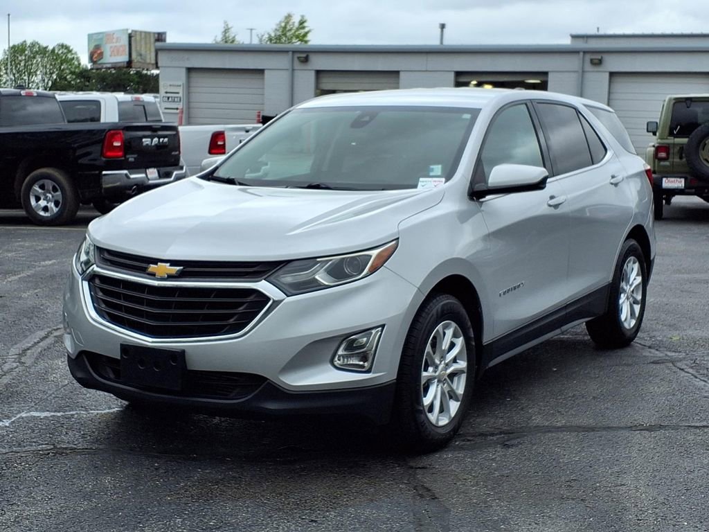 Used 2020 Chevrolet Equinox LT FWD image 2