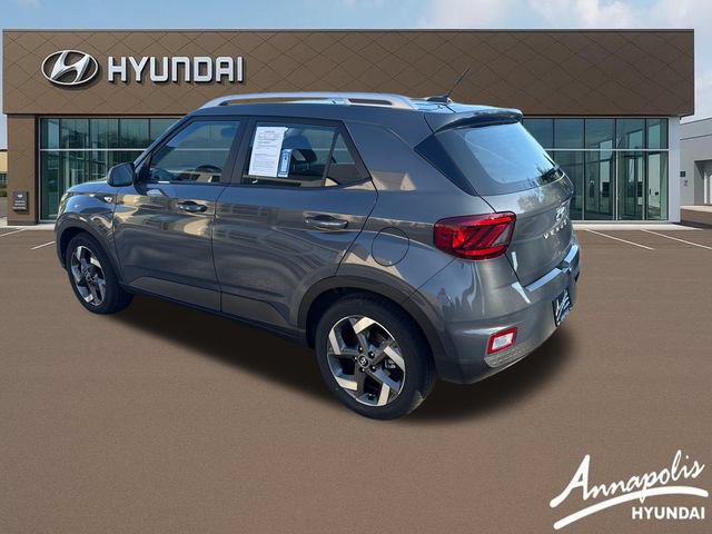 Certified 2026 Hyundai Venue SEL FWD image 3