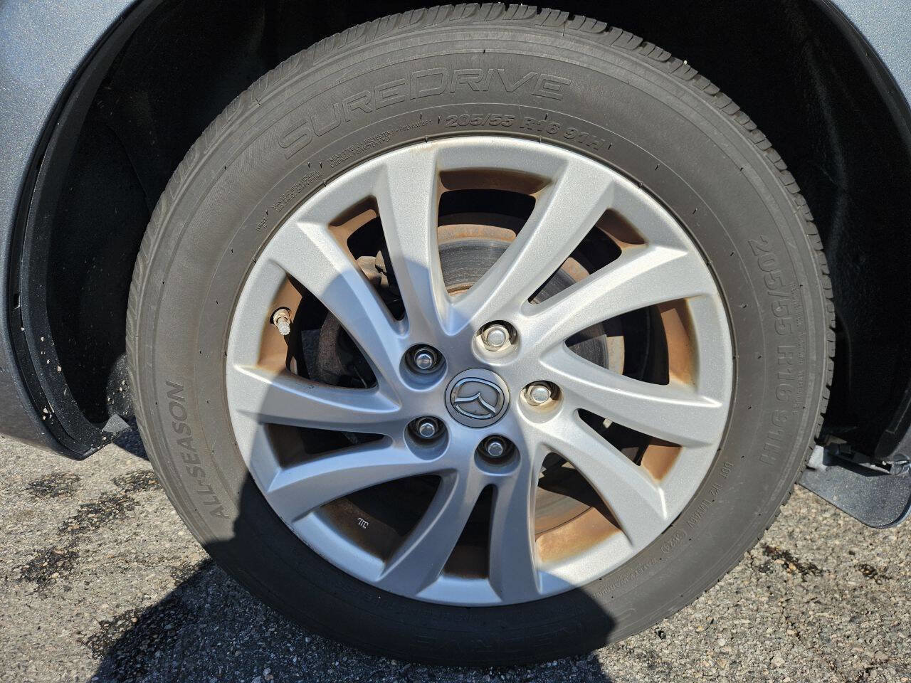 Used 2012 MAZDA MAZDA3 i Touring image 25