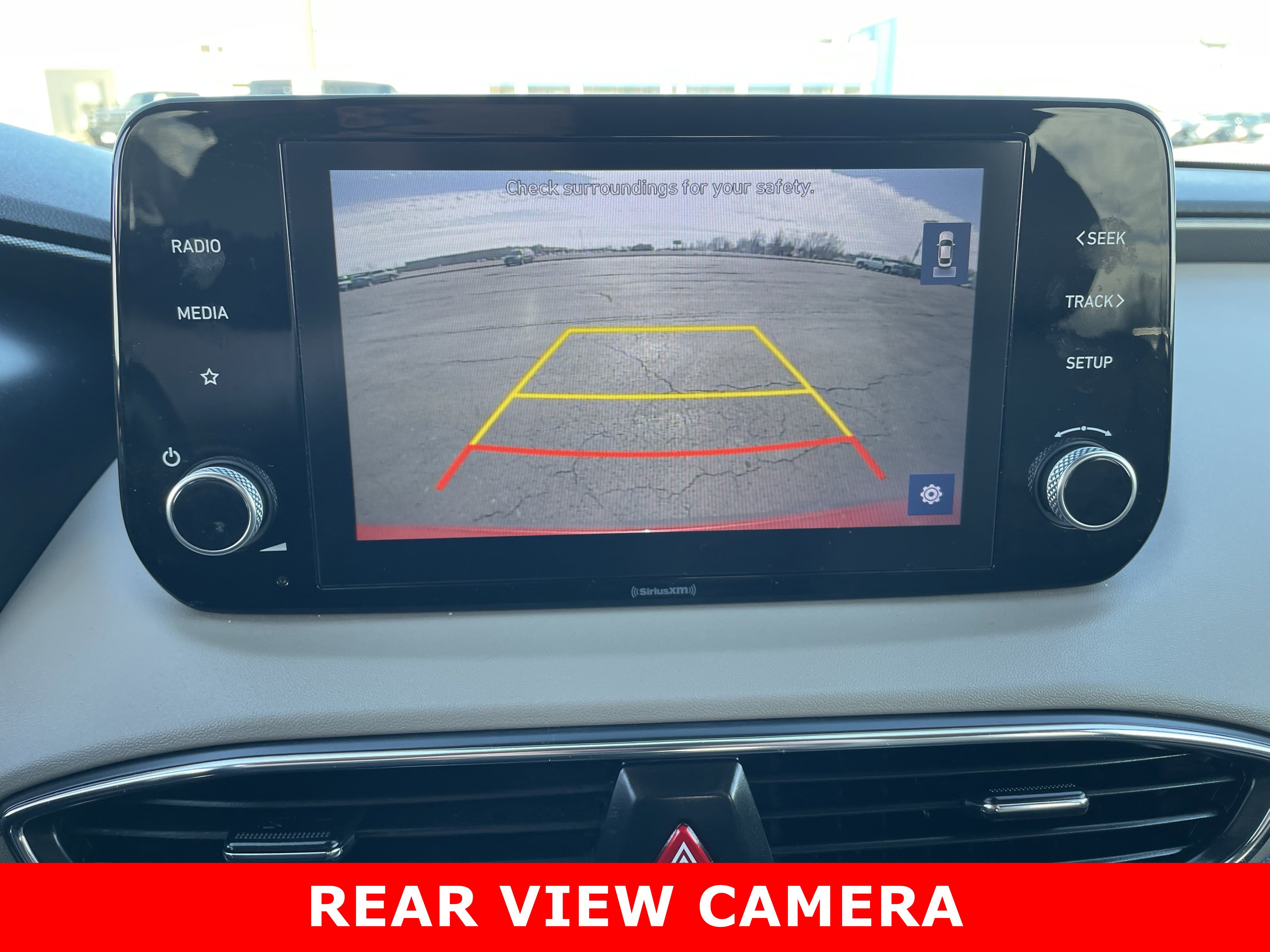 Used 2022 Hyundai Santa Fe SEL w/ Convenience Package image 18