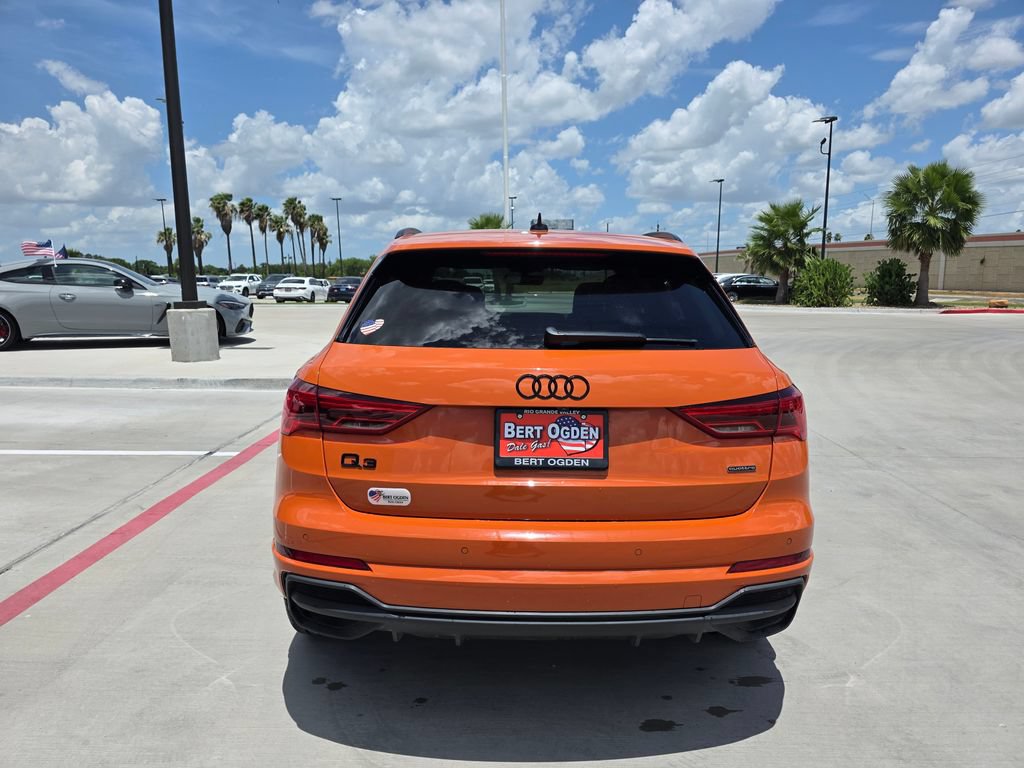 Used 2024 Audi Q3 2.0T Premium Plus w/ Premium Plus Package AWD/4WD image 5