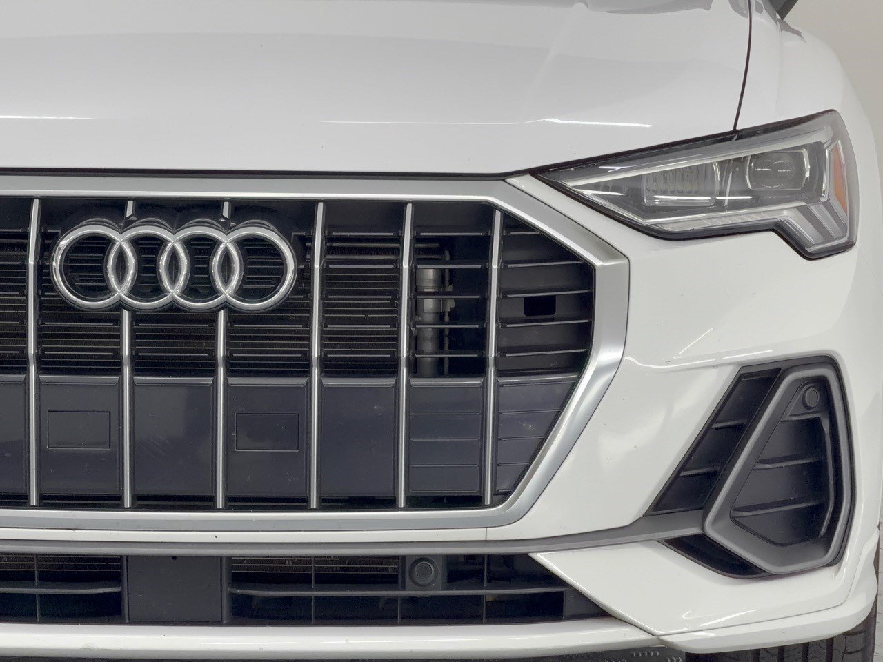 Used 2024 Audi Q3 2.0T Premium AWD/4WD image 12