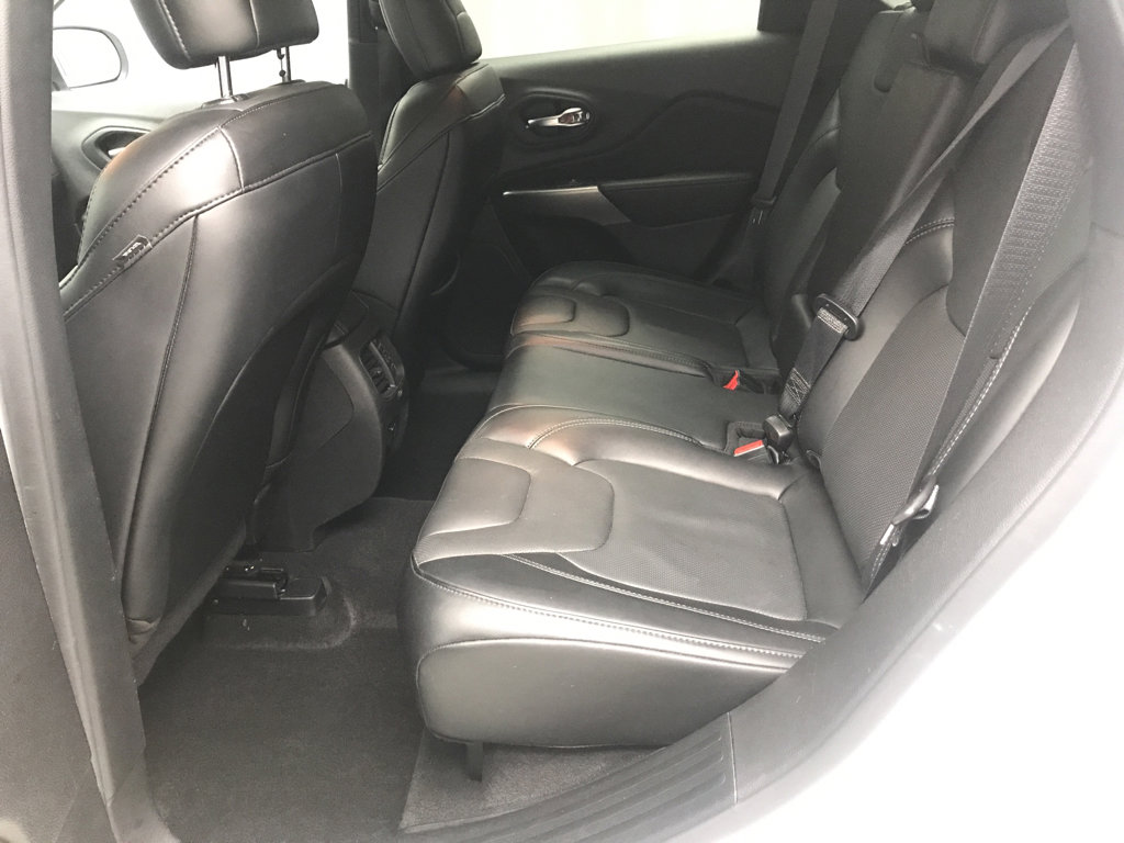 Used 2022 Jeep Cherokee Latitude Lux image 14