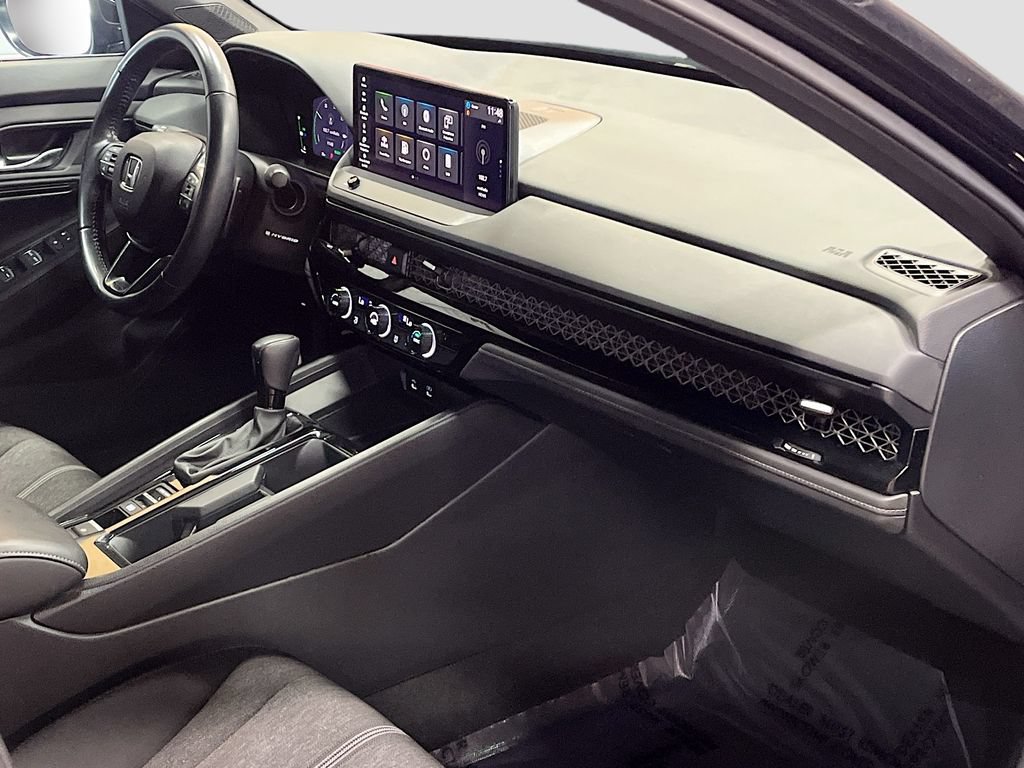 Used 2024 Honda Accord Sport image 27