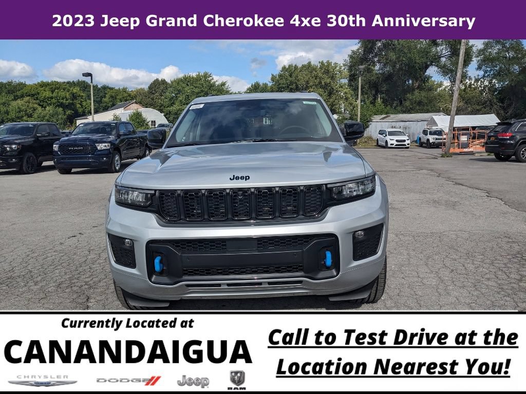 New 2023 Jeep Grand Cherokee 30th Anniversary AWD/4WD image 6