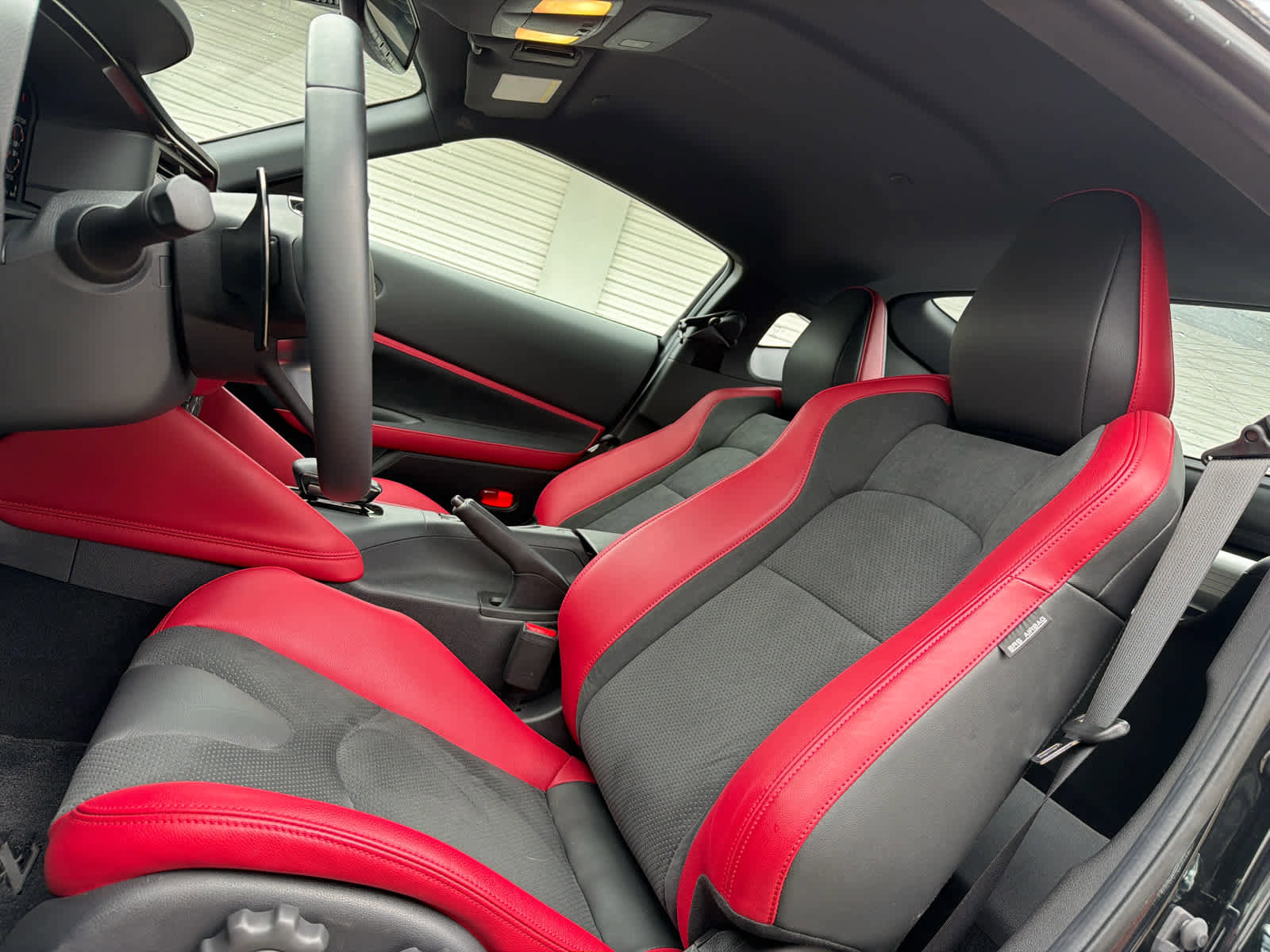 Used 2024 Nissan Z Performance w/ Floor Mat Package RWD image 9