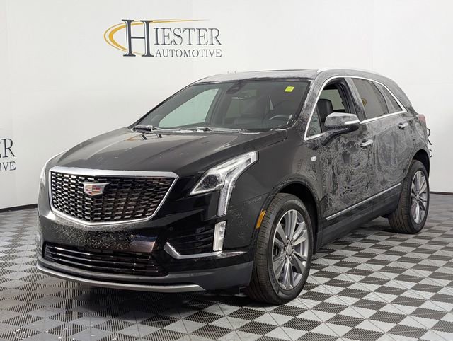 Used 2025 Cadillac XT5 Premium Luxury image 4