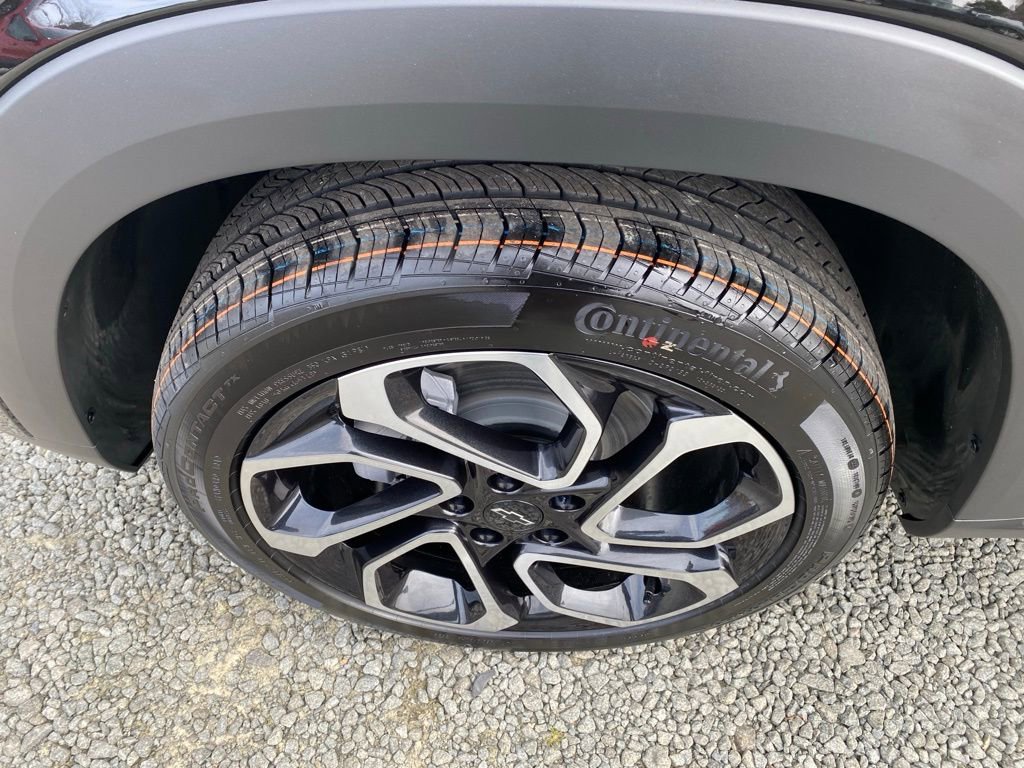 New 2026 Chevrolet Trax RS w/ Sunroof Package FWD image 26
