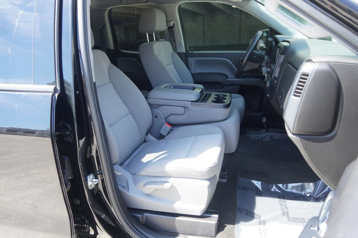 Used 2018 Chevrolet Silverado 1500 Custom w/ Texas Edition AWD/4WD image 19