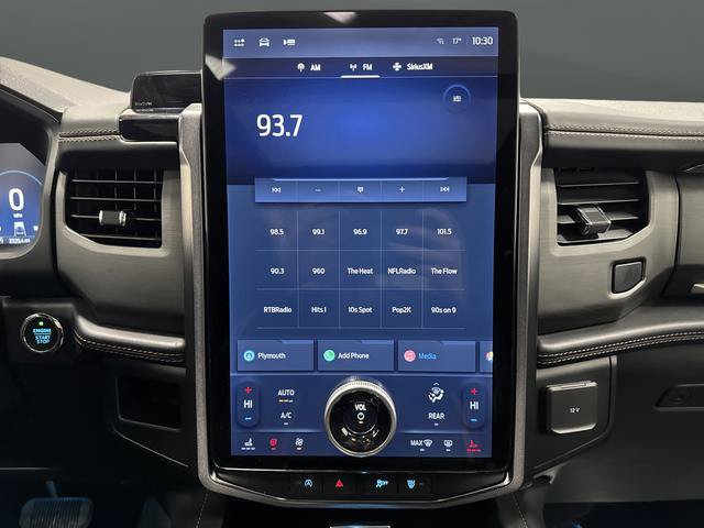 Used 2024 Ford Expedition Max Platinum AWD/4WD image 19