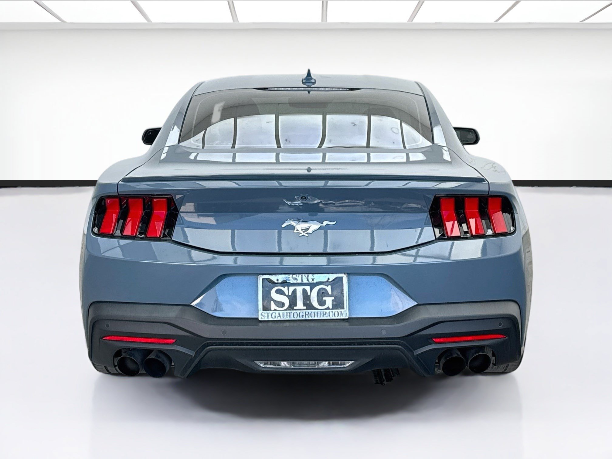 Used 2024 Ford Mustang Premium RWD image 5