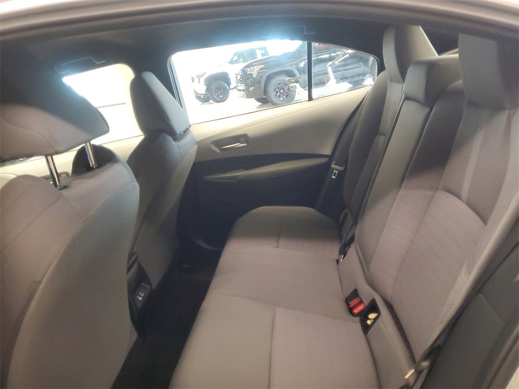 Certified 2025 Toyota Corolla SE image 10