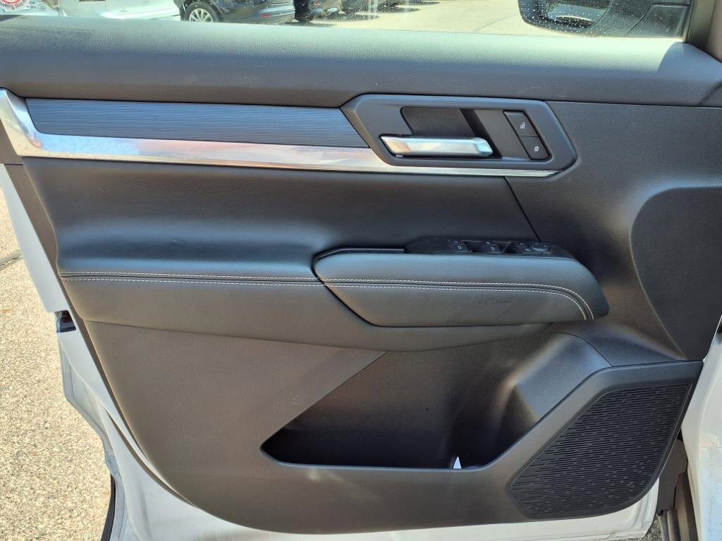 Certified 2025 GMC Terrain Elevation image 17