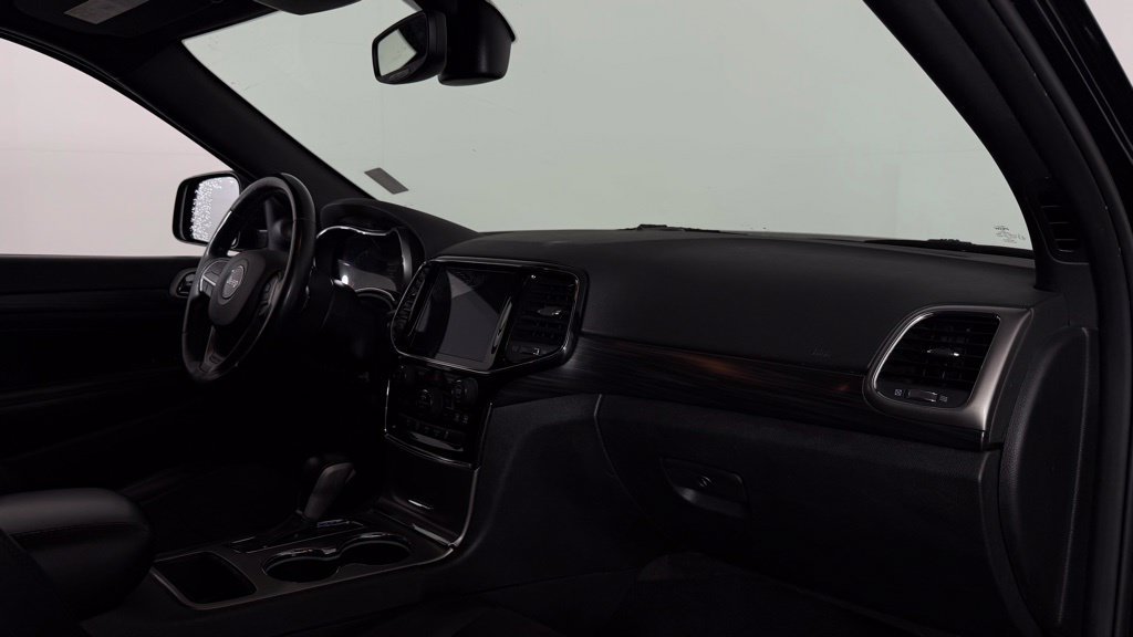 Used 2019 Jeep Grand Cherokee Altitude AWD/4WD image 36